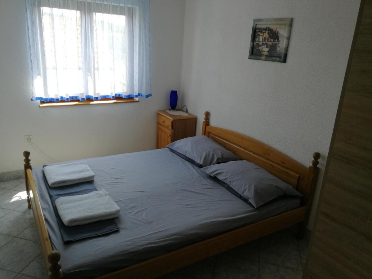 Apartmani Emily Jezera Bagian luar foto