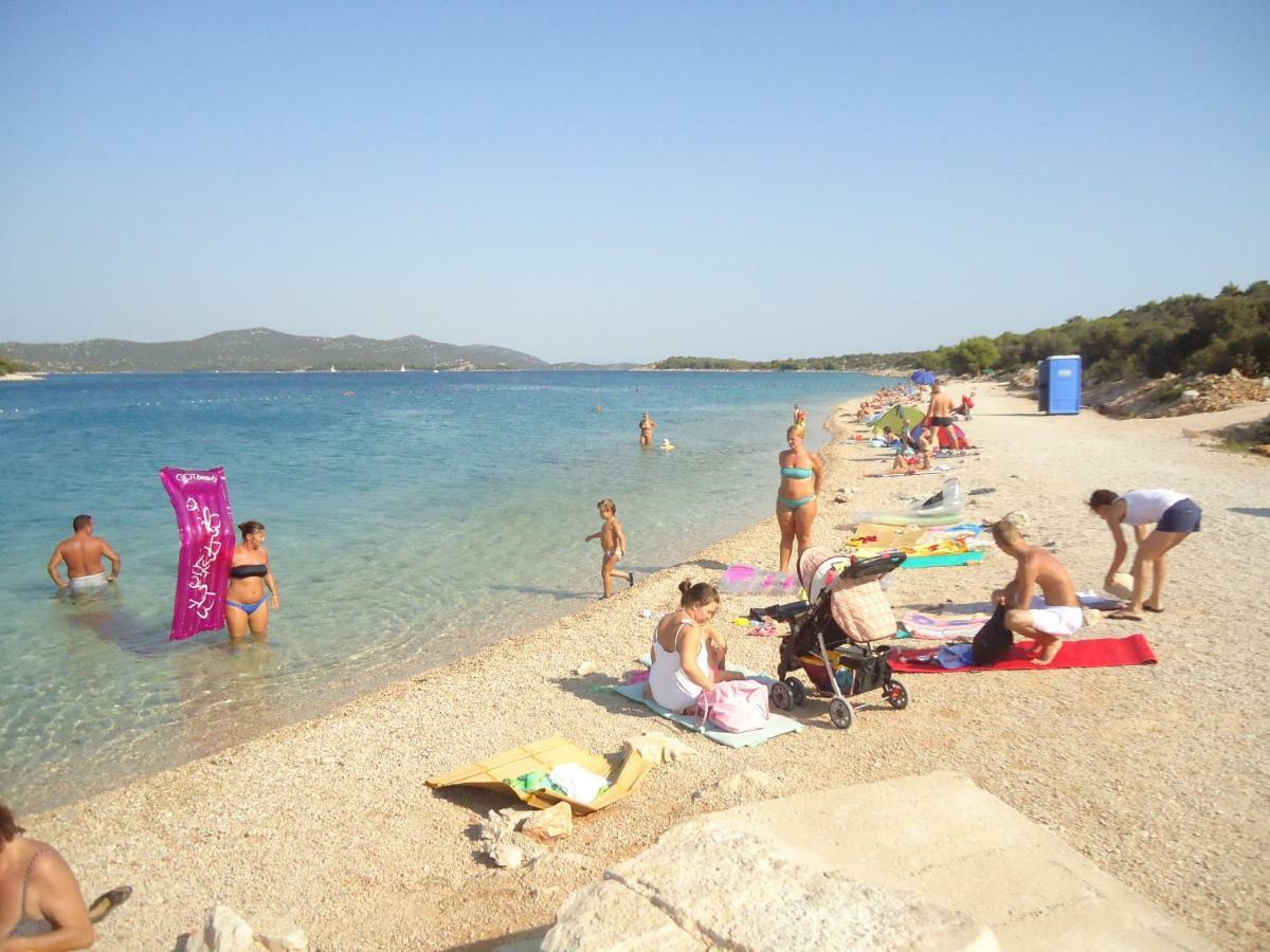 Apartmani Emily Jezera Bagian luar foto